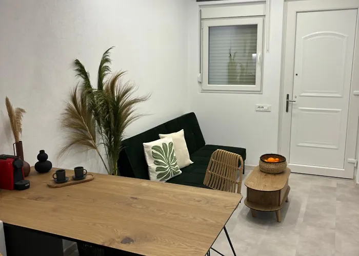 Myrovolos Apartments